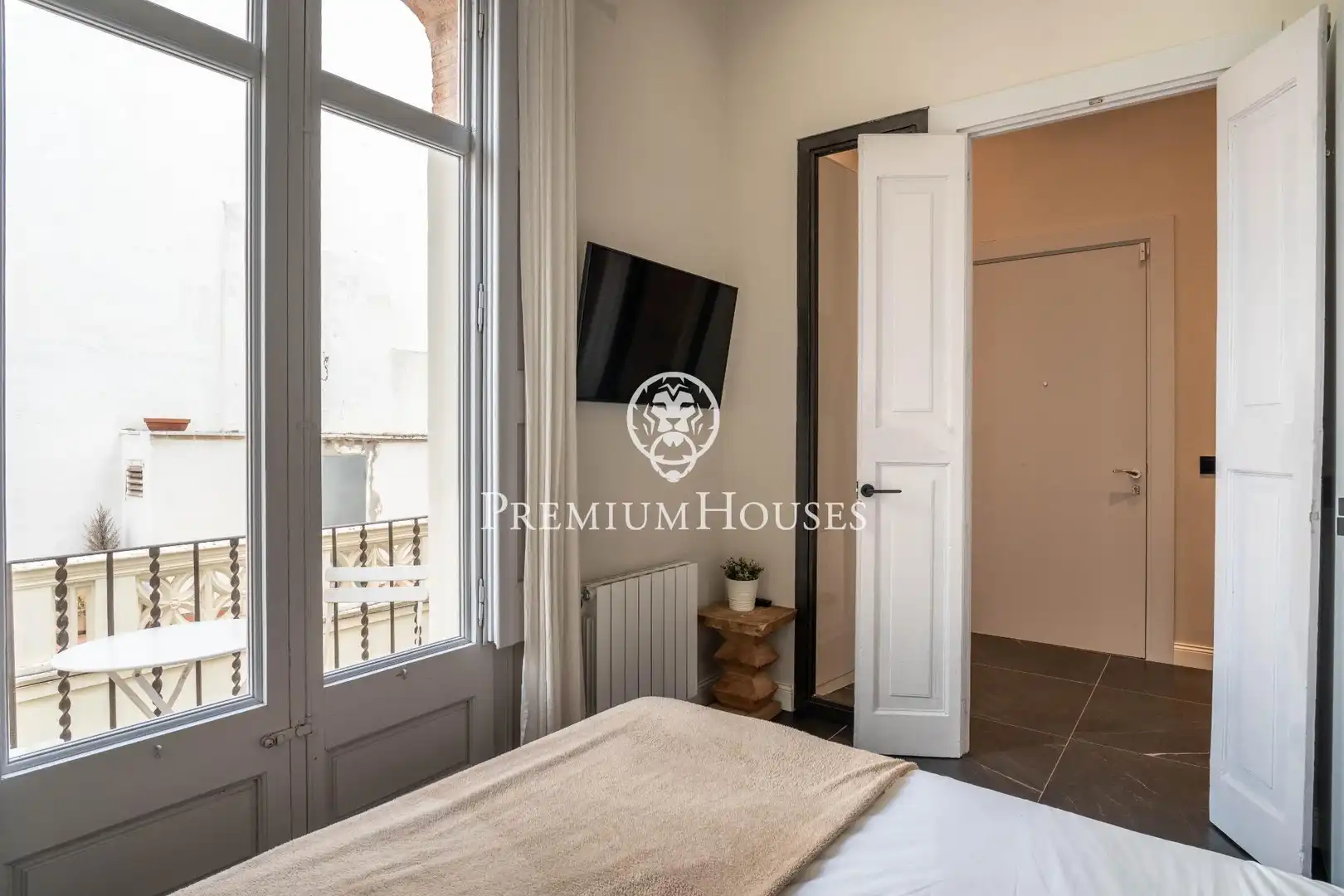 Bedroom of Flat for sale in Vilanova i la Geltrú  with Air Conditioner, Heating and Terrace