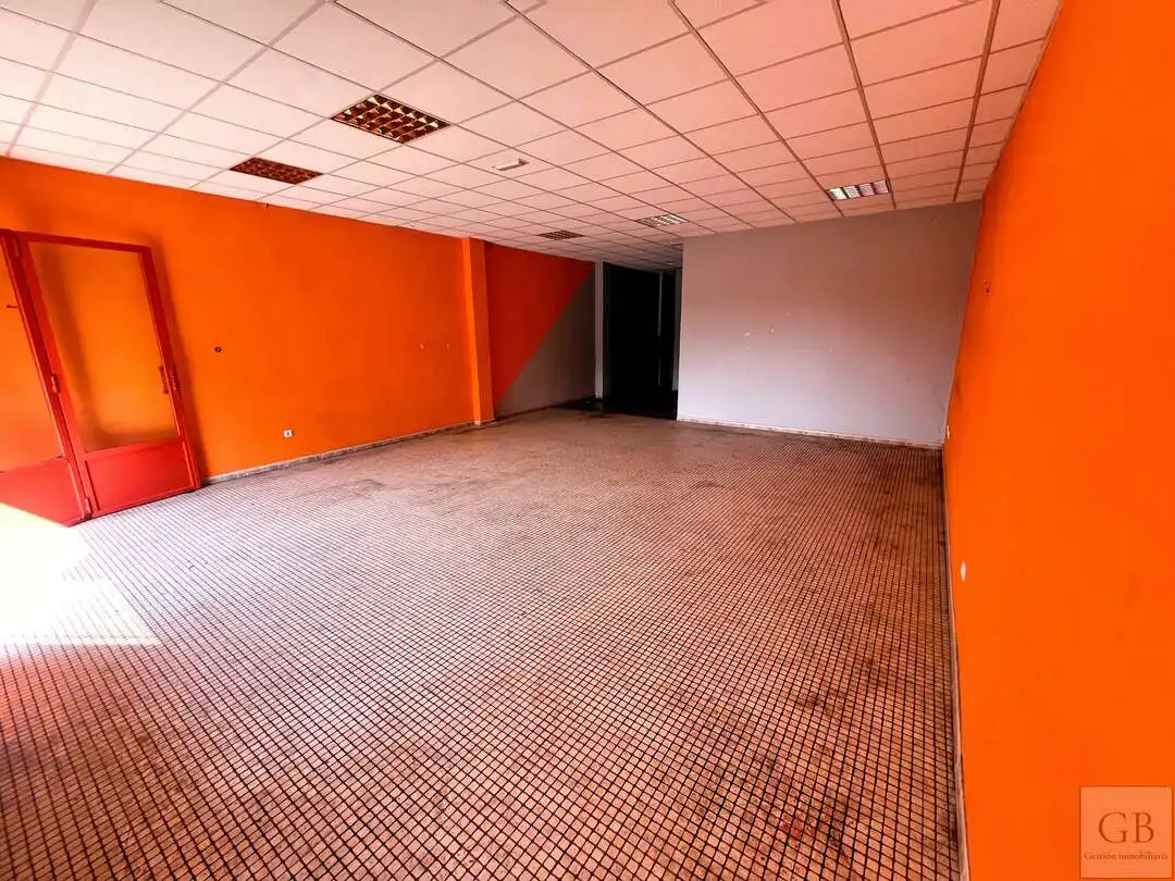 Geschaftsraum zur Miete in Argés