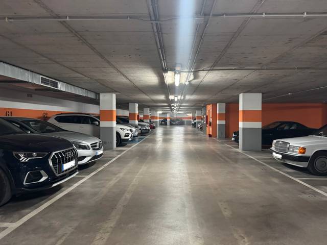 Garaje en Venta en Plaza Illes Columbretes