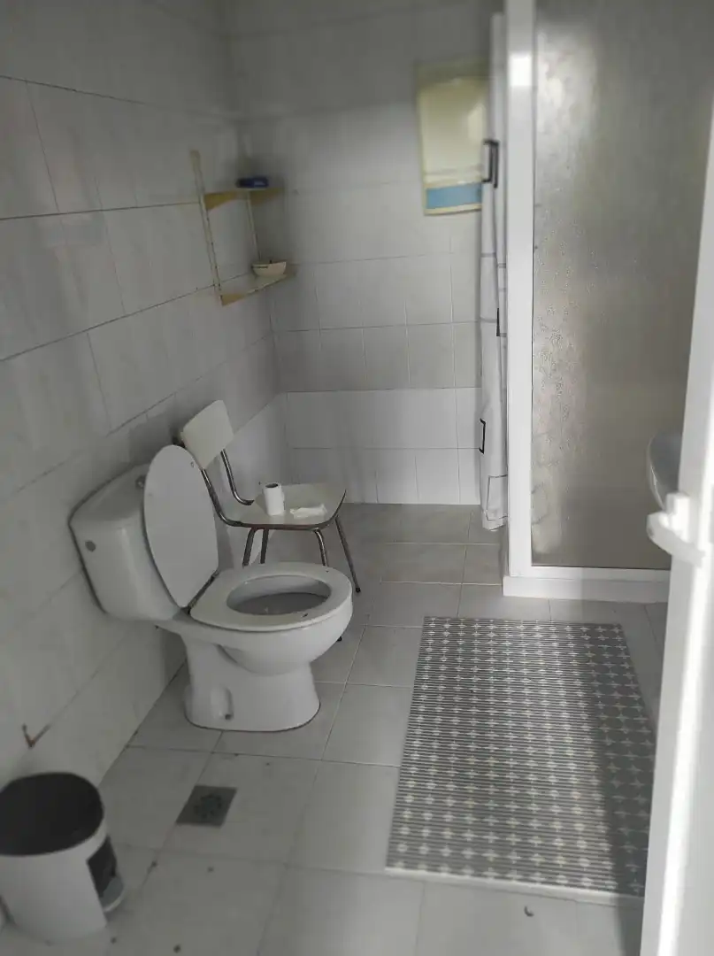 Bathroom of Houses for sale in Vigo   with Private garden, Terrace and Storage room