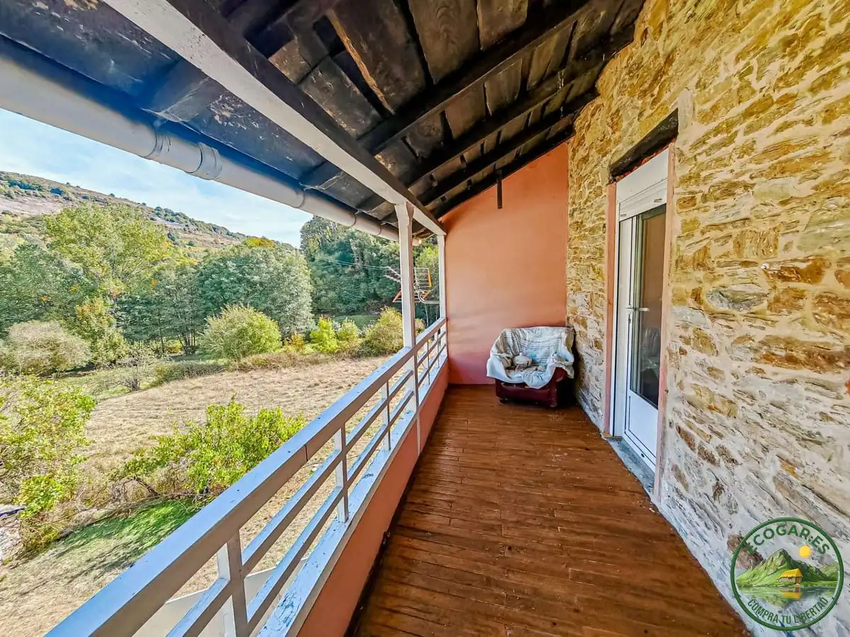 Xalet amb jardí en venda a Vega de Valcarce, imagen 4