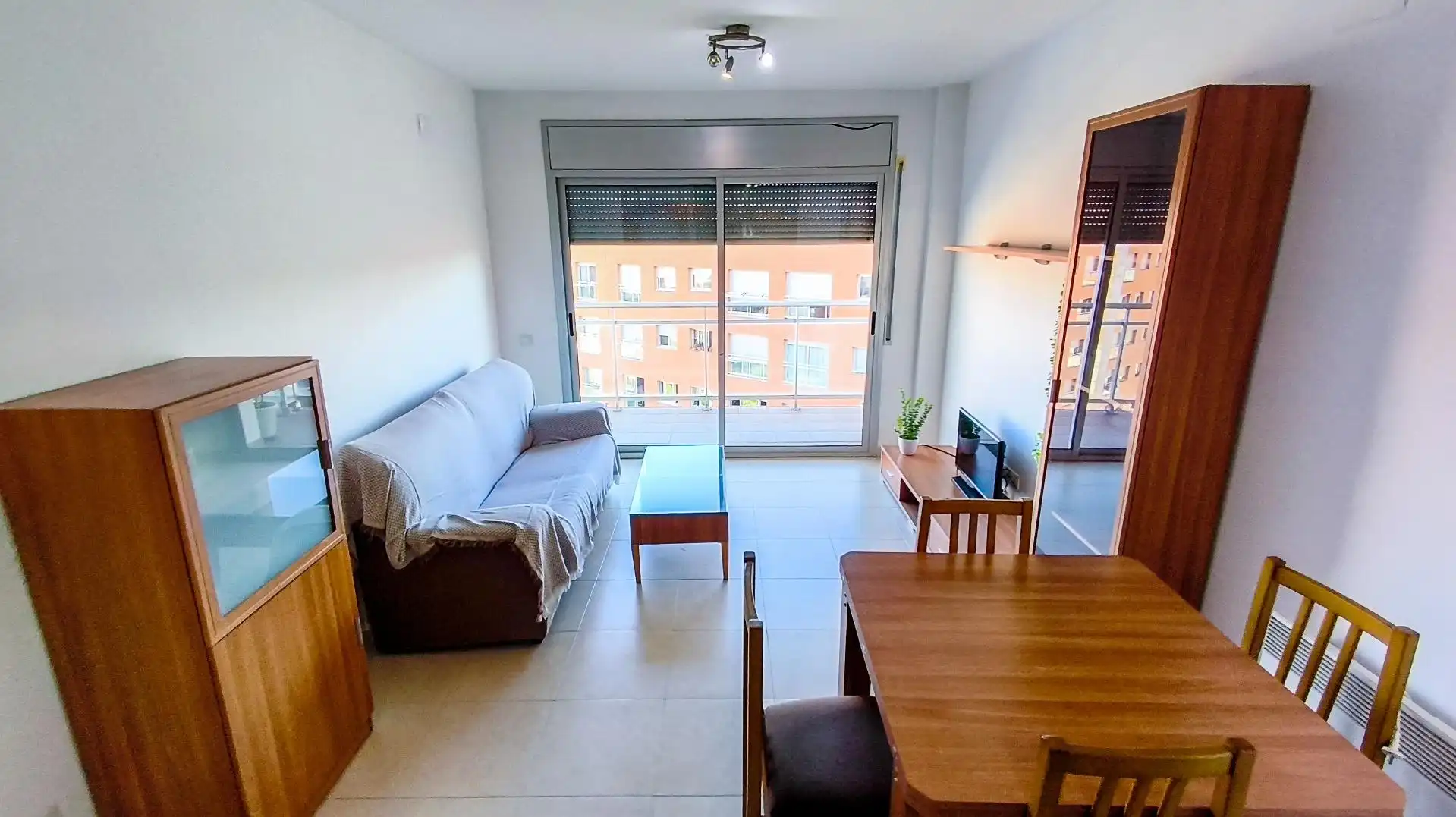 Living room of Flat for sale in Reus  with Air Conditioner, Private garden and Balcony