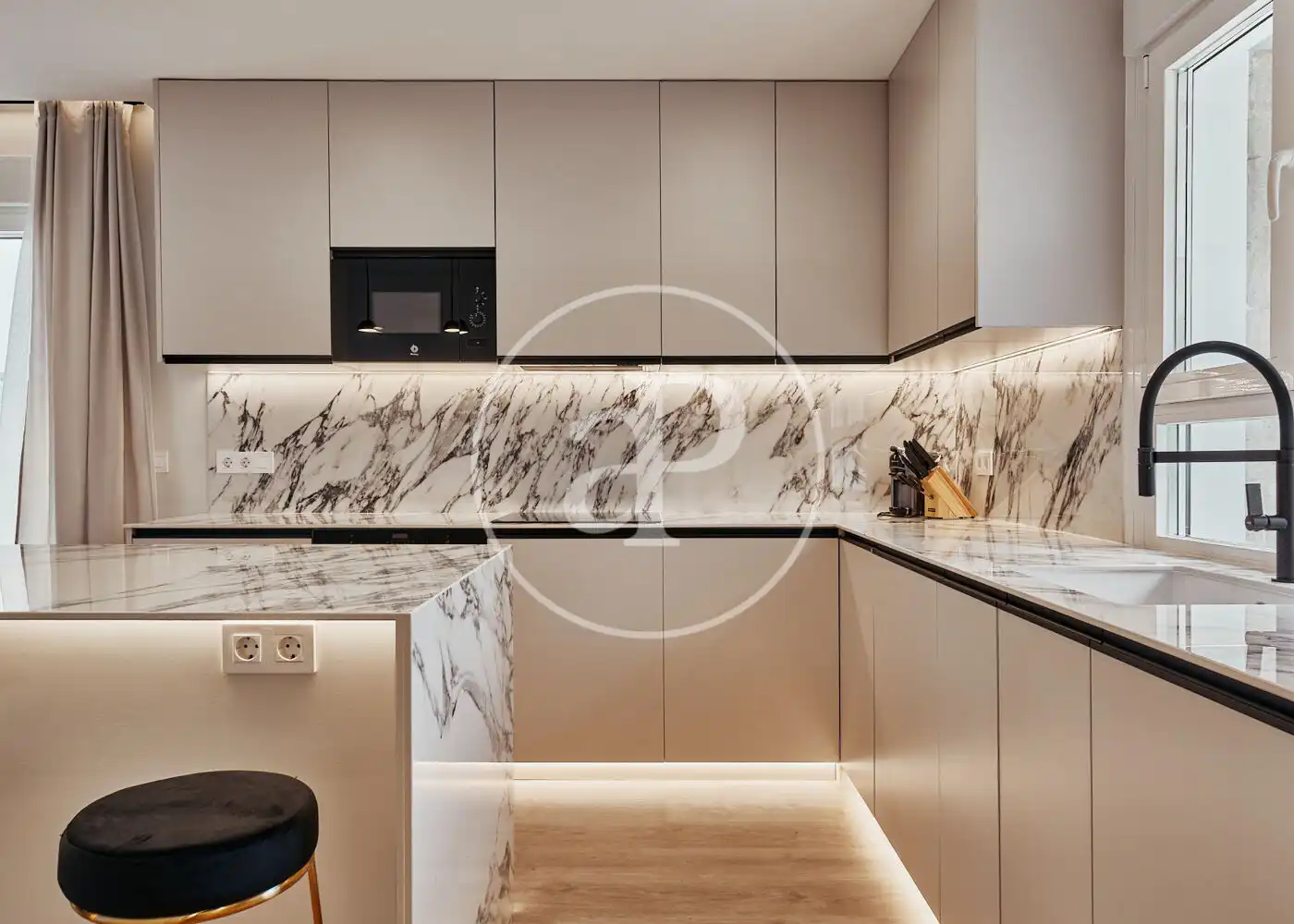 Kitchen of Flat for sale in Madrid  with Air Conditioner, Heating and Terrace