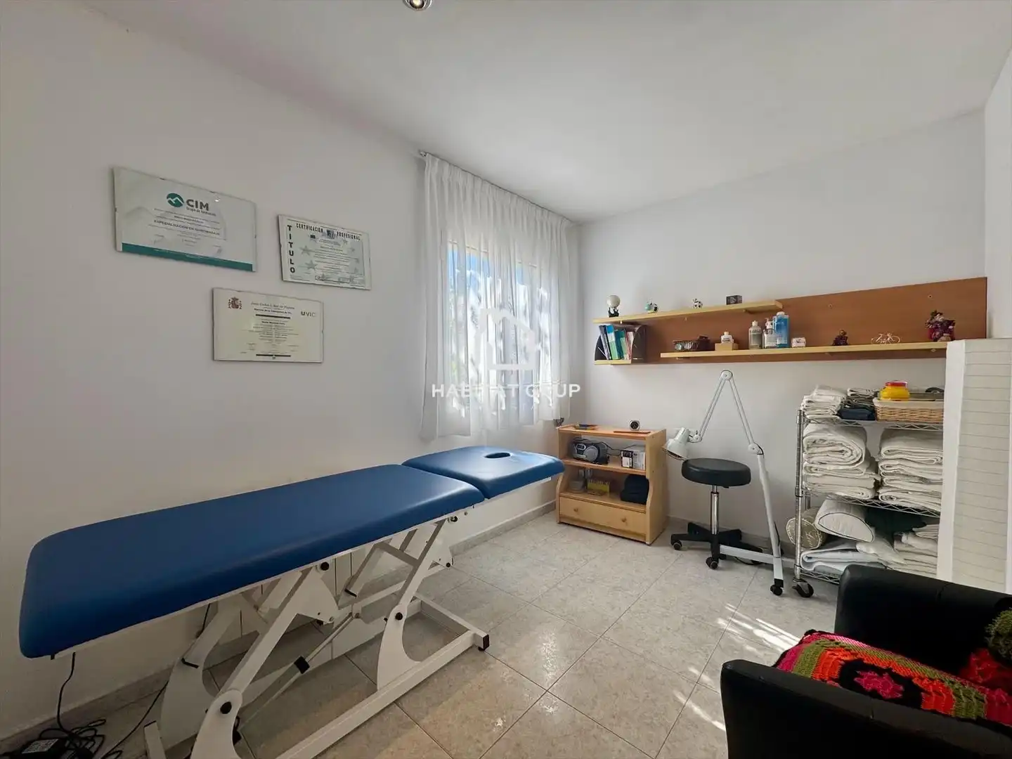Habitación de Casa adosada en venta en Sant Gregori con Aire acondicionado, Calefacción y Jardín privado