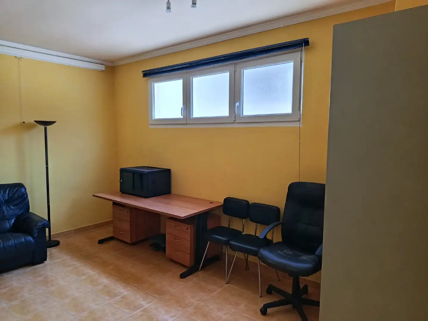 Oficina de alquiler en Urduliz, Bizkaia
