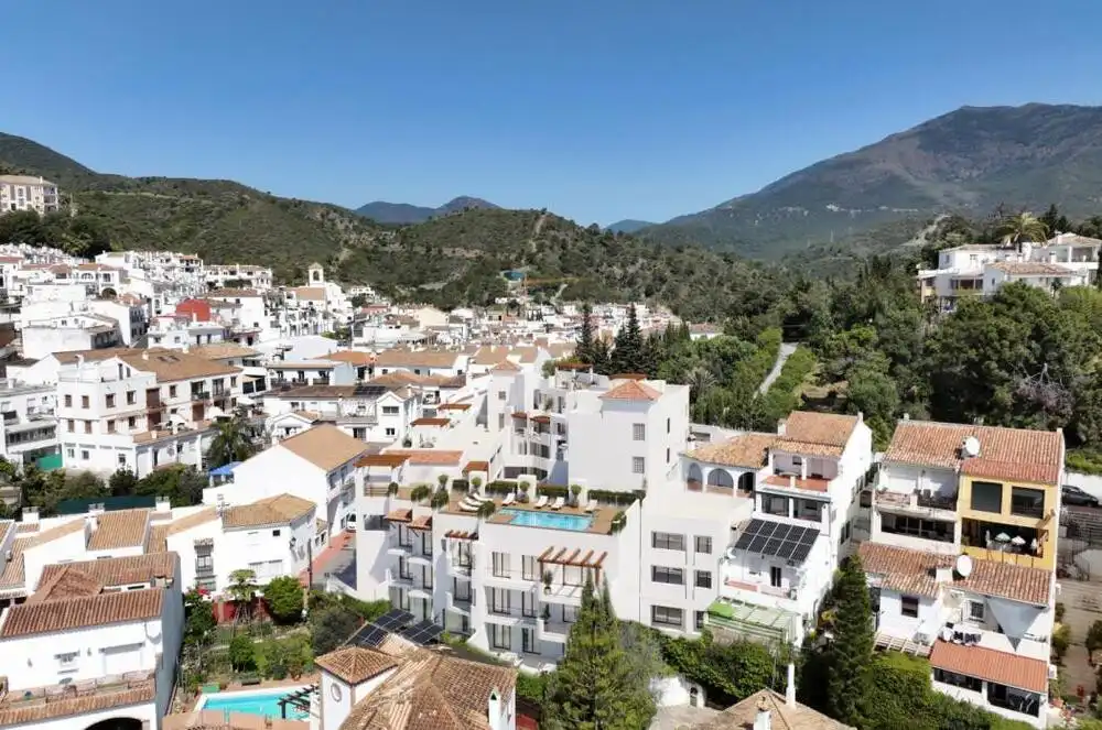 Apartamento con ascensor en venta en Benahavís pueblo, imagen 14