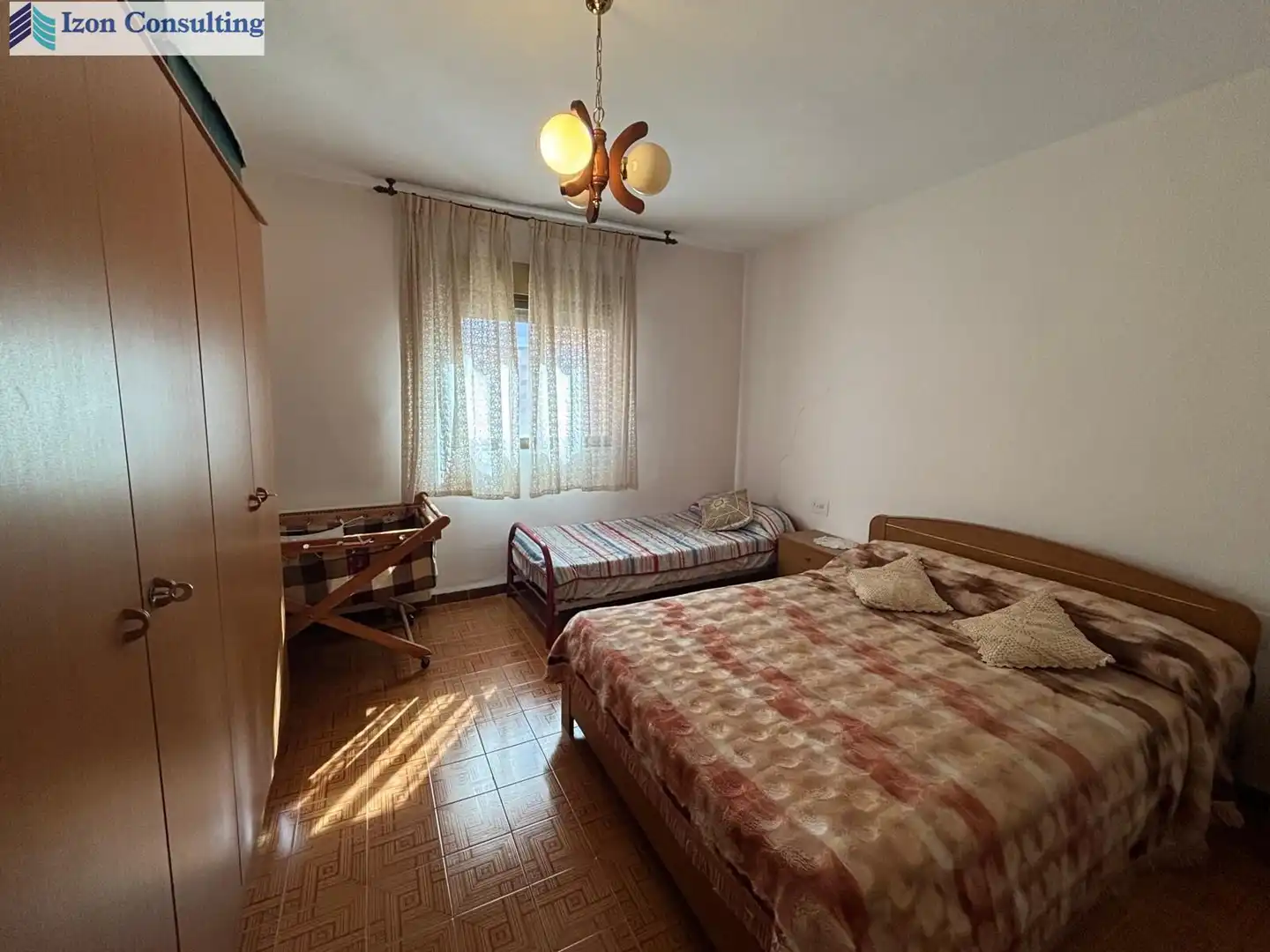 Dormitori de Casa o xalet en venda en Bienservida amb Calefacció, Terrassa i Traster