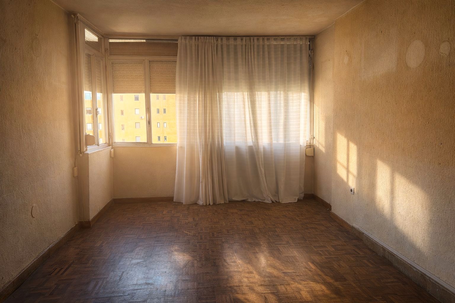 Dormitori de Pis en venda en  Madrid Capital amb Calefacció