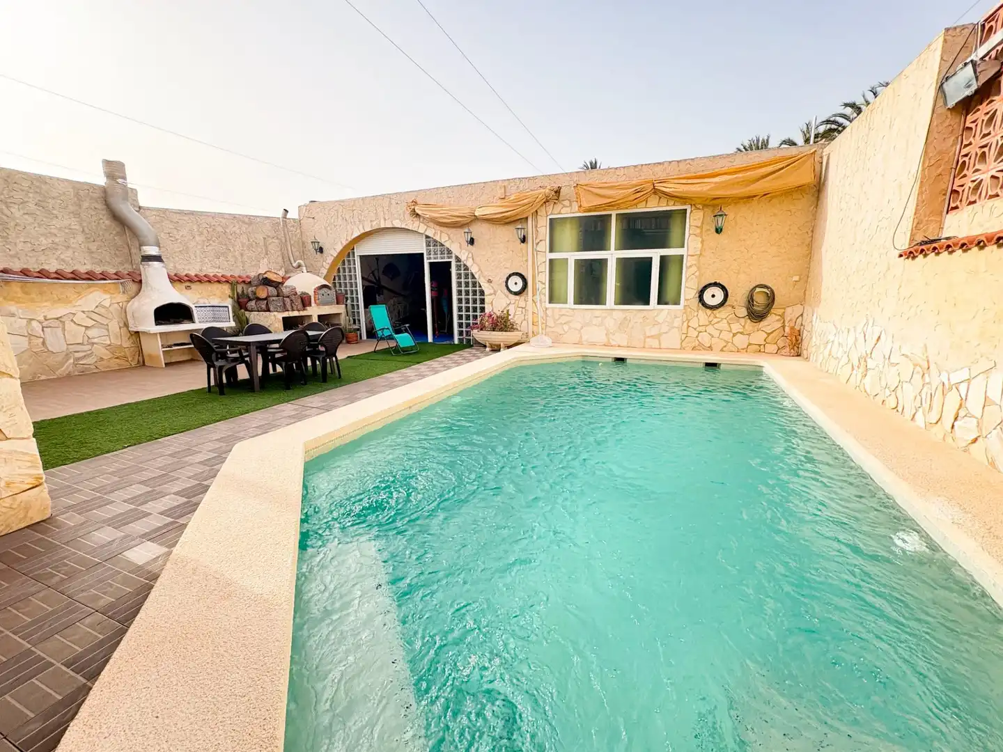 Piscina de Casa adosada en venda en San Isidro amb Aire condicionat, Jardí privat i Terrassa