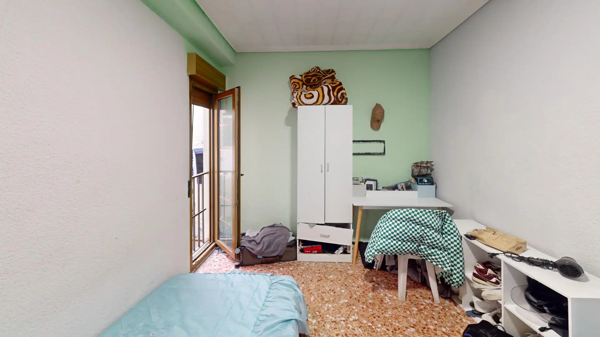 Habitación de Piso en venta en Elche / Elx con Amueblado, Lavadora y Balcón