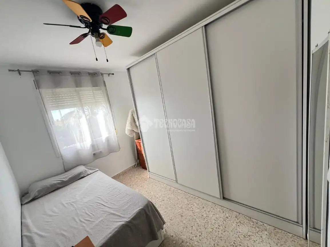 Habitación de Piso en venta en Dos Hermanas con Terraza