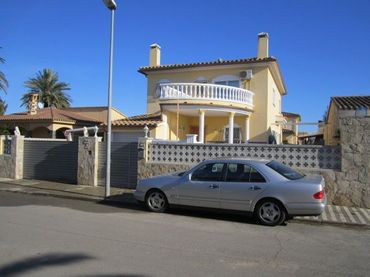Casa con piscina en venta en Puigmal - Mas Nou