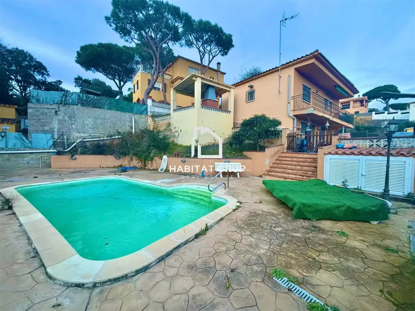 Außenansicht von Haus oder Chalet zum Verkauf in Tordera mit Heizung, Privatgarten und Terrasse