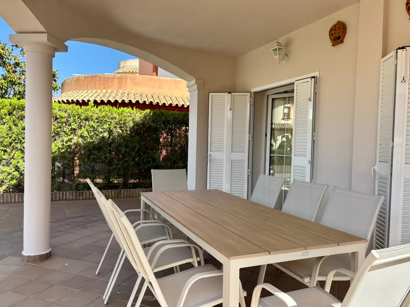 Terrasse von Haus oder Chalet zur Miete in Islantilla mit Klimaanlage, Heizung und Privatgarten
