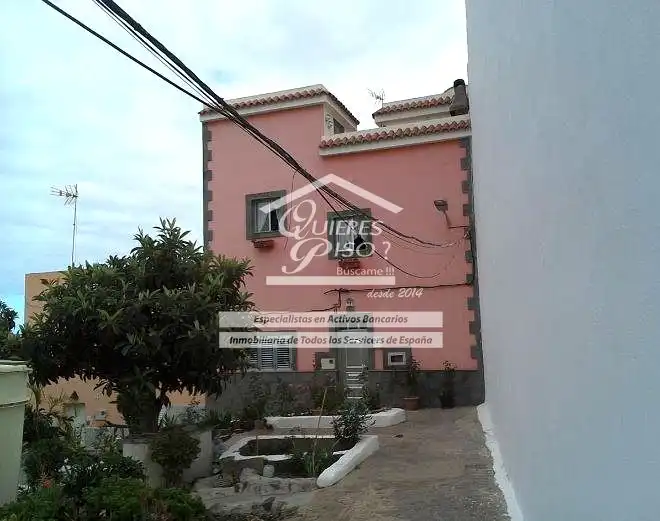 Vista exterior de Casa o xalet en venda en Arucas