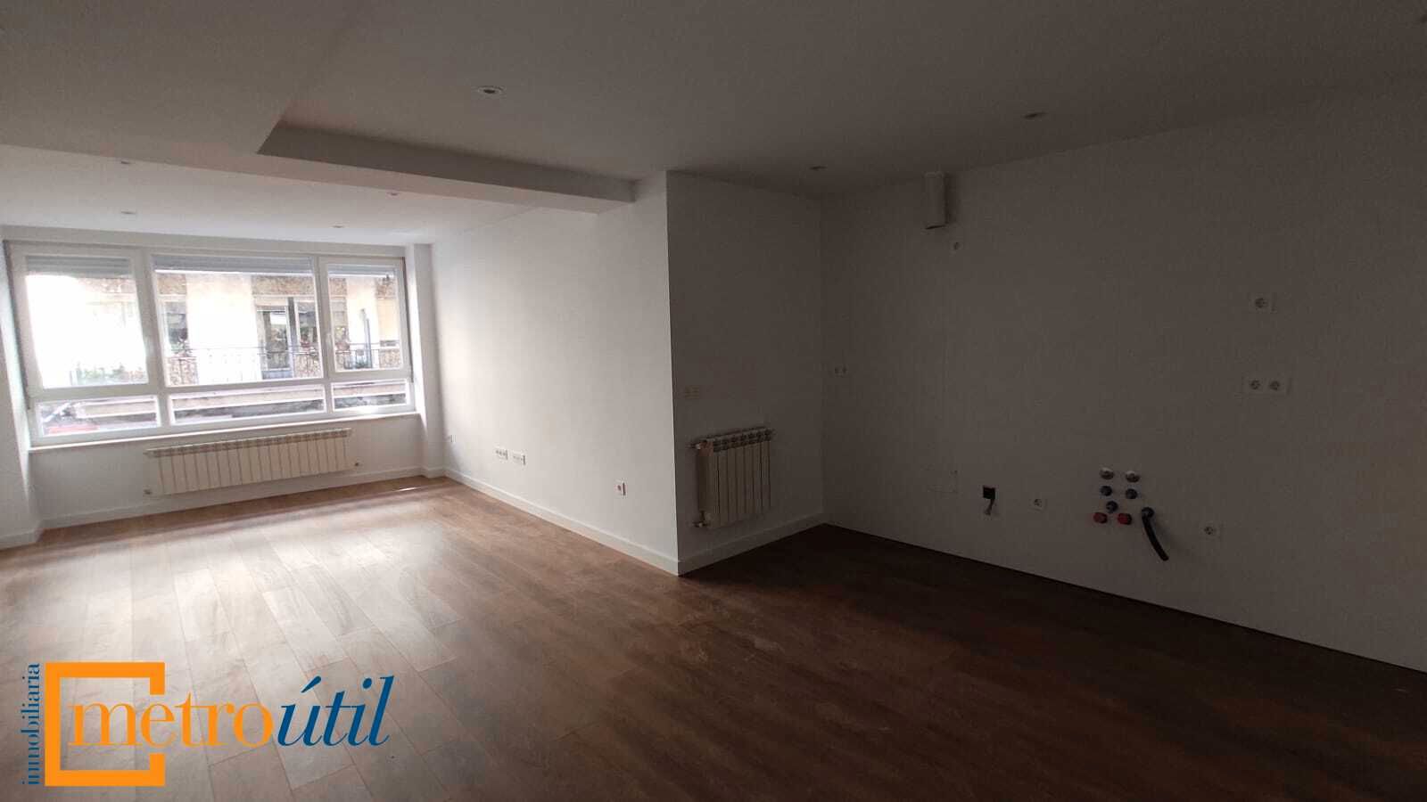 Bedroom of Flat for sale in Salamanca Capital  with Heating, Parquet flooring and Terrace
