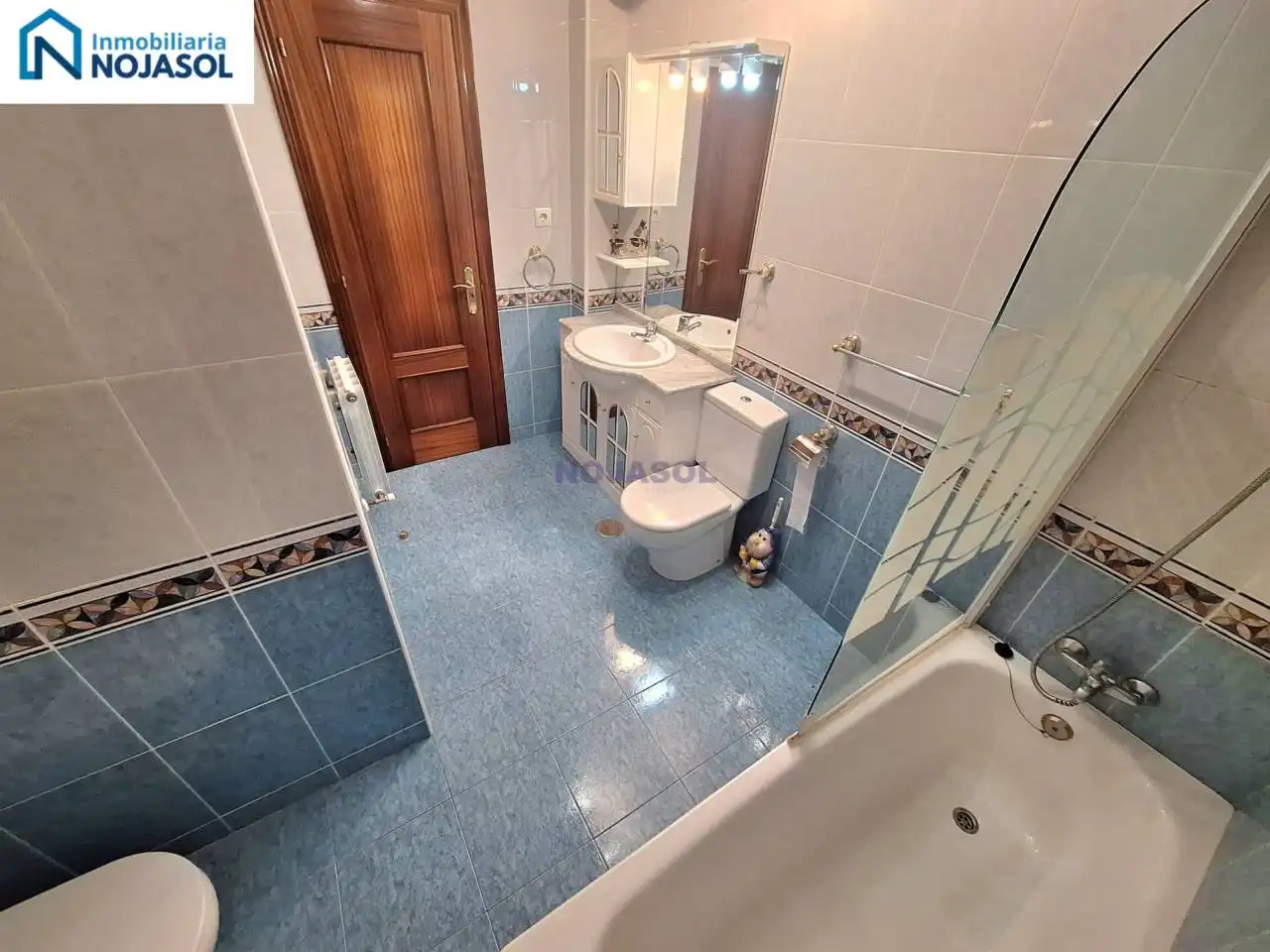 Baño de Apartamento de alquiler en Noja con Calefacción, Jardín privado y Terraza