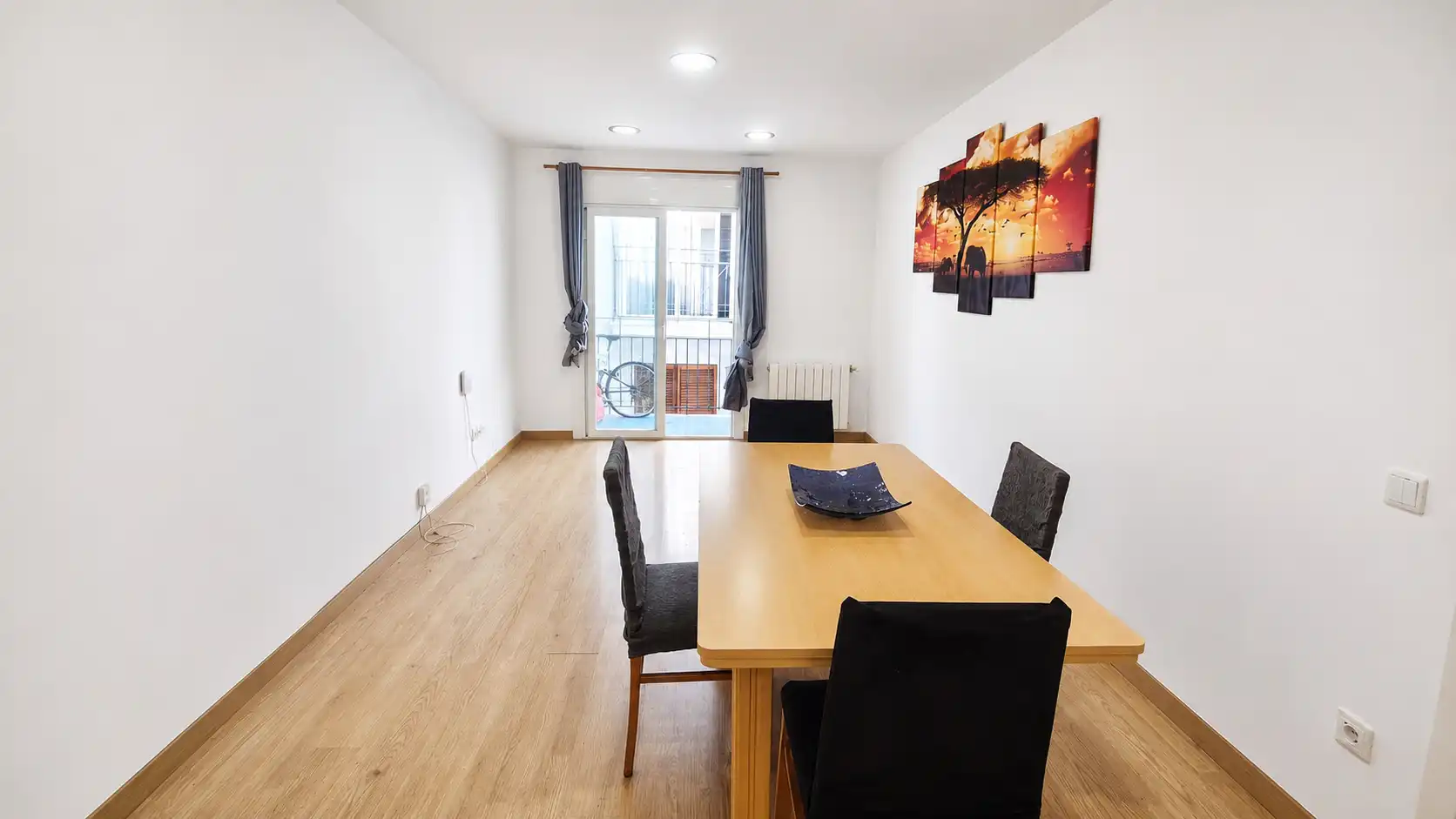 Dining room of Flat for sale in Arenys de Mar  with Heating, Parquet flooring and Oven
