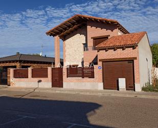 Casa o xalet en venda a Calle Juan de Juni, Campo Grande