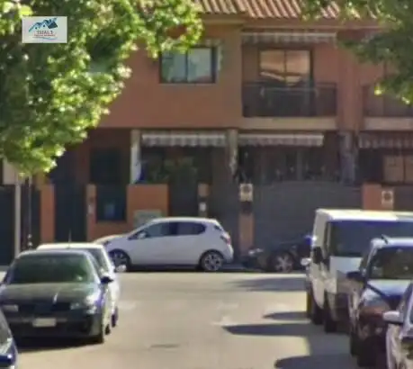 Casa con jardín en venta en Calle PADRE CESAREO Gª CERRO, imagen 2