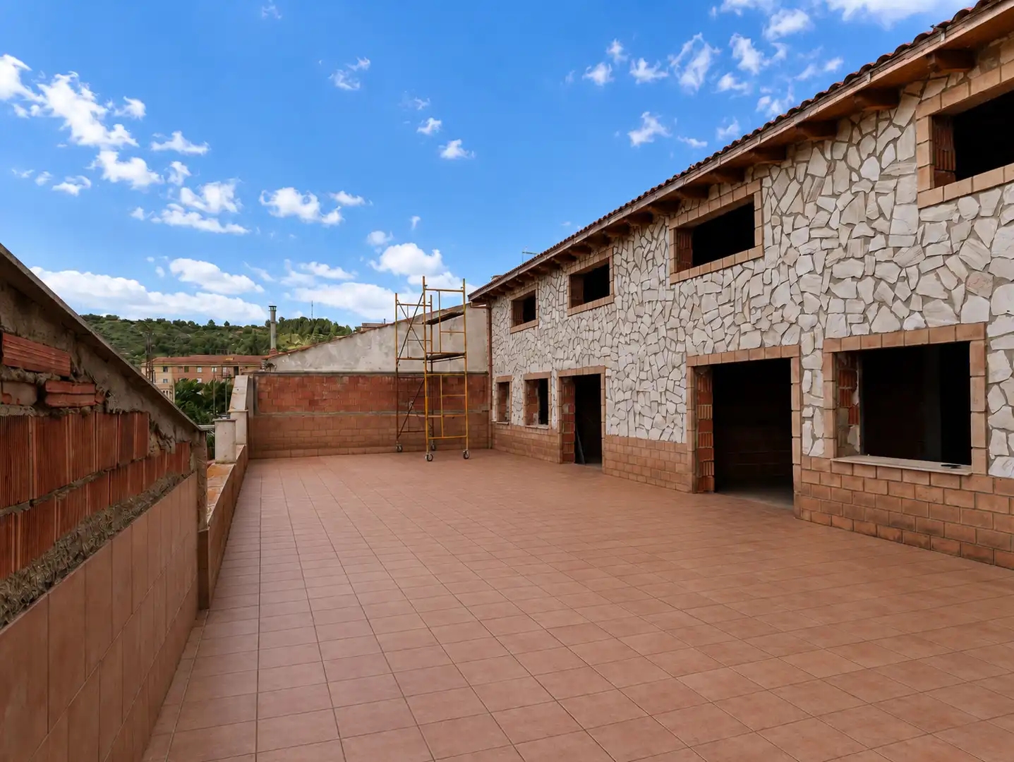 Exterior view of Detached homes for sale in Móra la Nova  with Air Conditioner, Private garden and Terrace