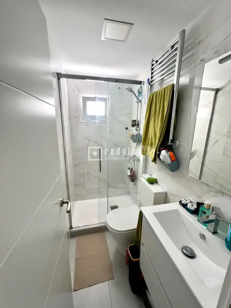 Baño de Piso de alquiler en Madrid con Calefacción y Terraza