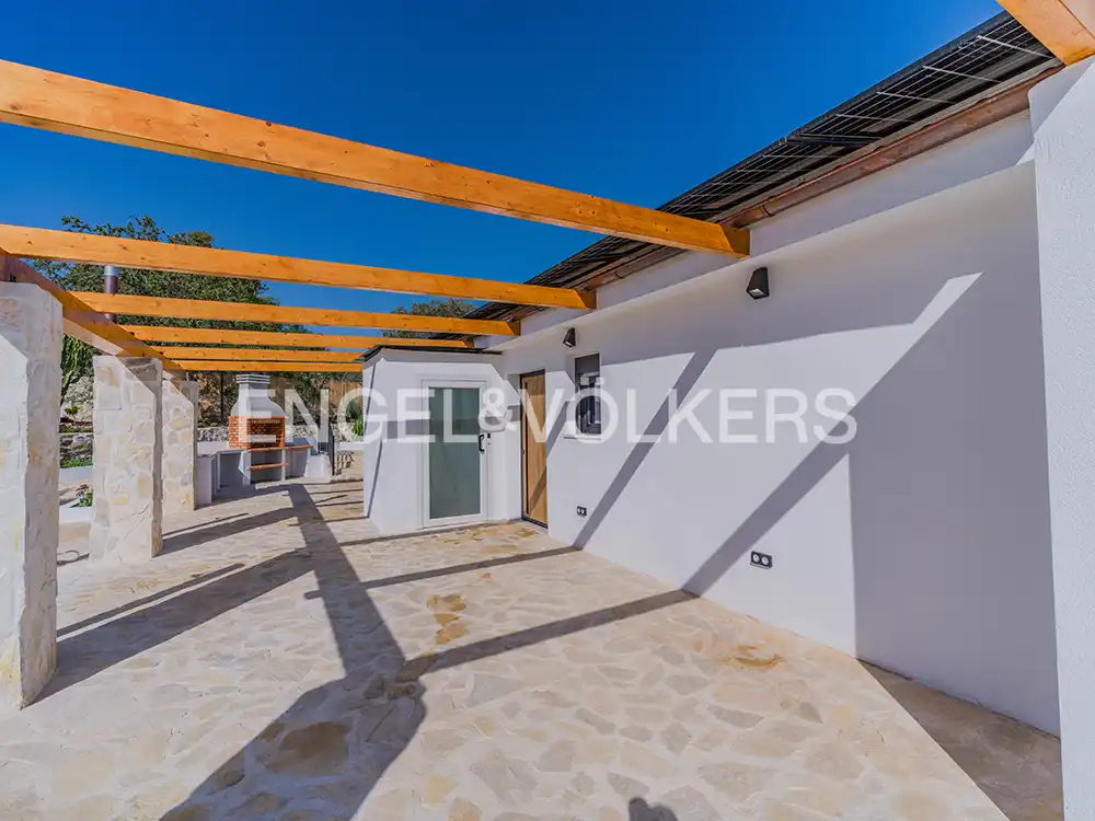 Terrassa de Casa o xalet en venda en El Campello amb Aire condicionat, Calefacció i Jardí privat