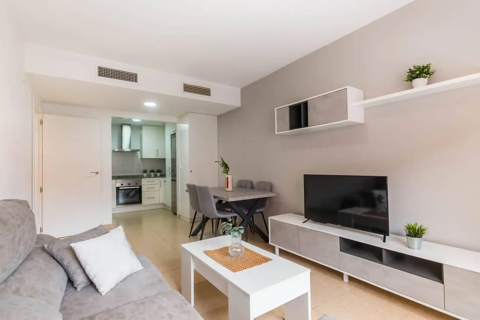 Living room of Apartments for sale in Murcia  with Air Conditioner, Storage room and Furnished