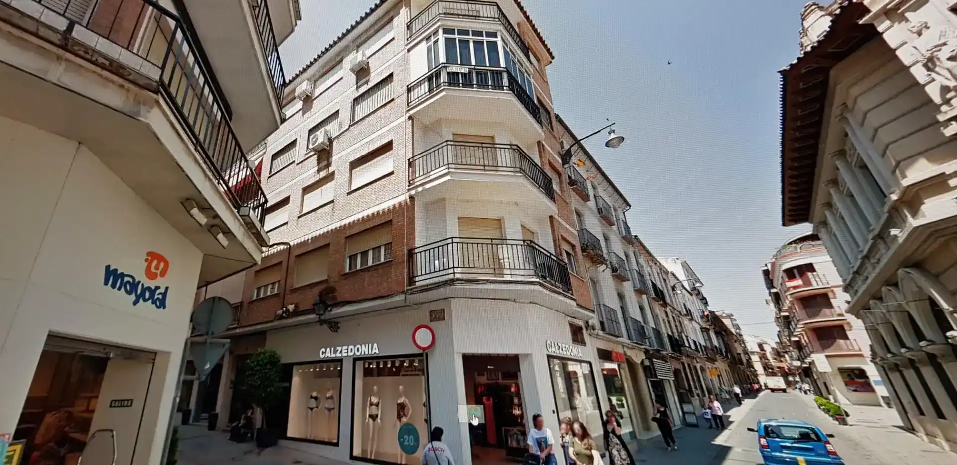 Außenansicht von Wohnung zum Verkauf in Antequera mit Klimaanlage und Balkon