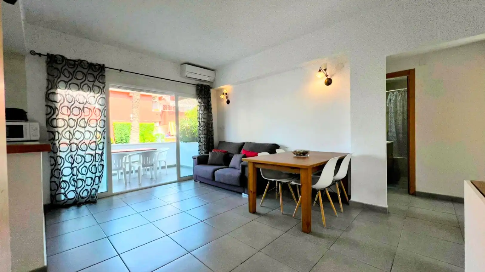 Apartamento con piscina en venta en Centro Urbano, imagen 4