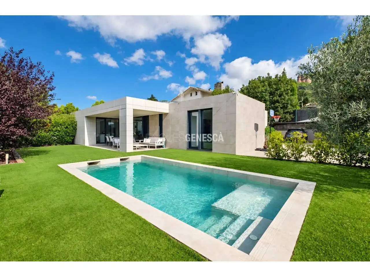 Casa con piscina in vendita a Calle Pinetells