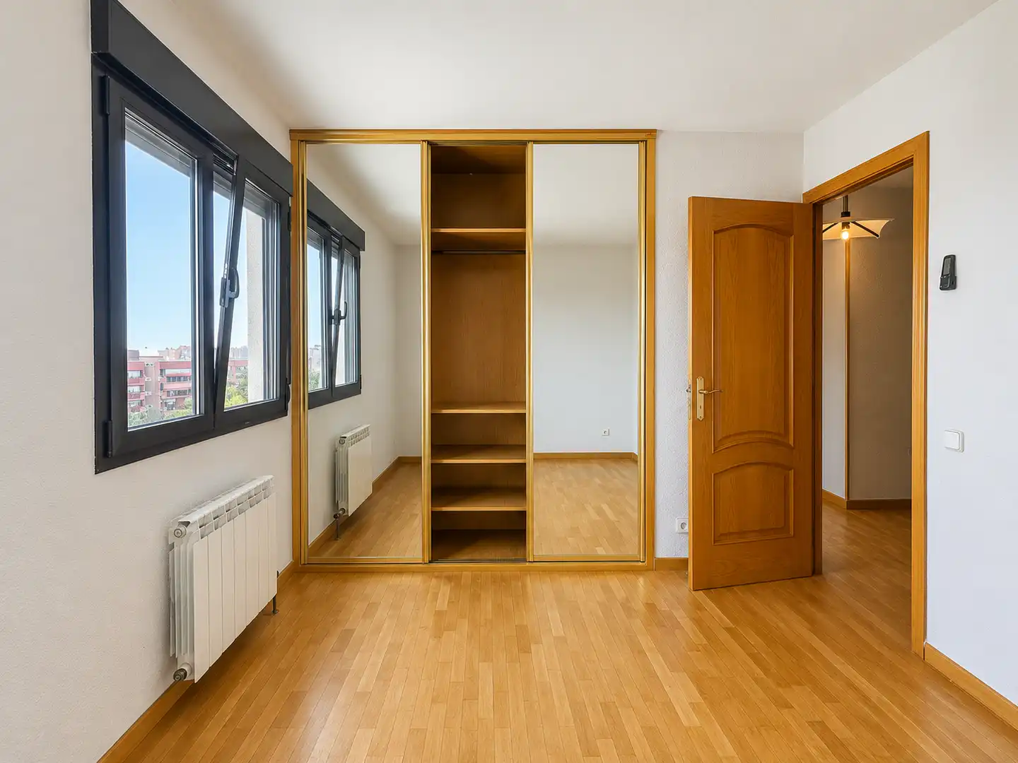 Bedroom of Flat for sale in Coslada  with Air Conditioner and Heating