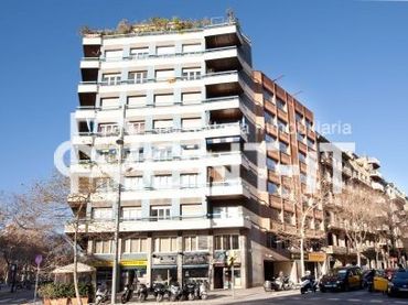 Oficina con ascensor en alquiler en Eixample