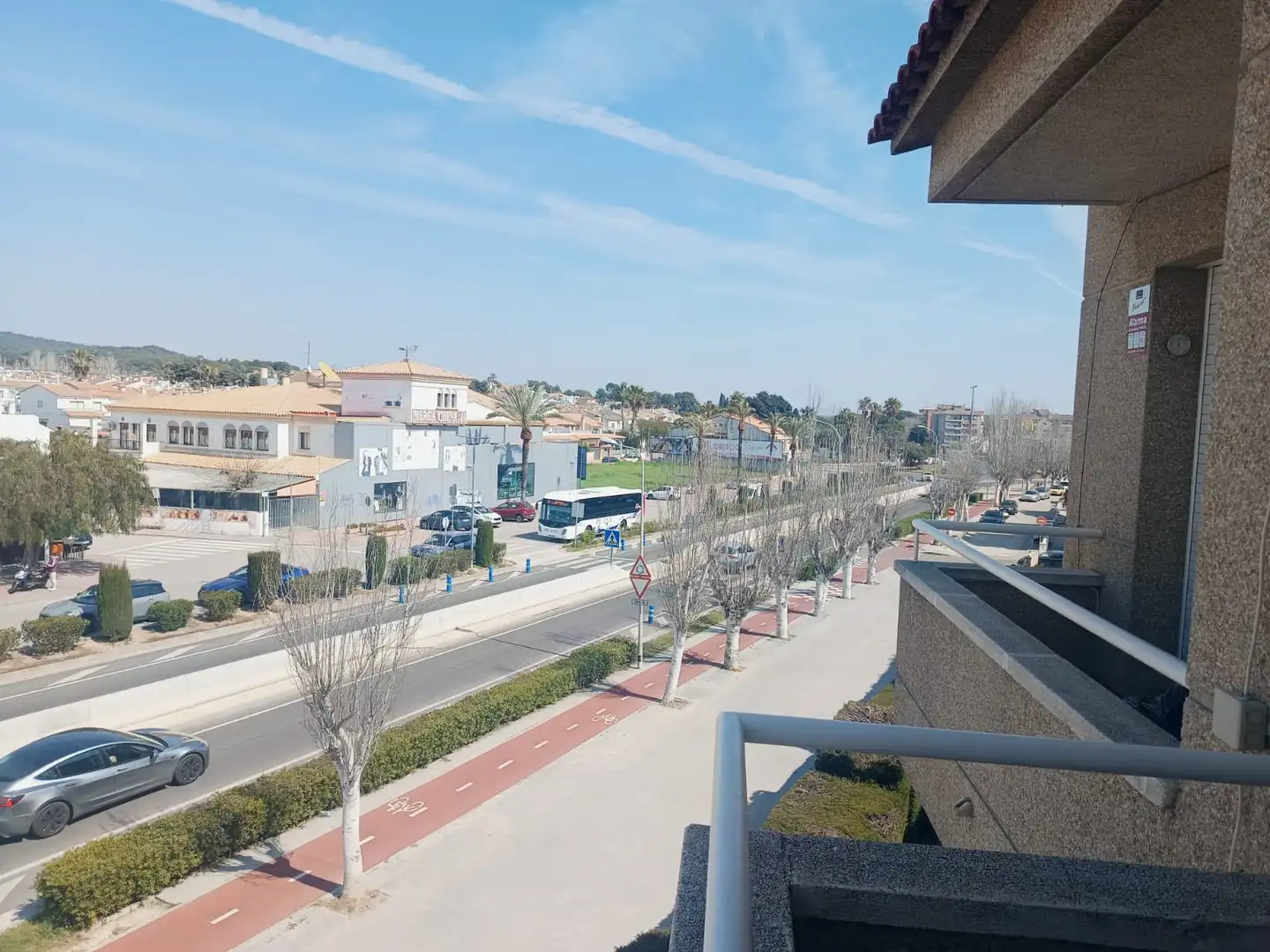 Vista exterior de Piso en venta en Cunit con Aire acondicionado, Amueblado y Balcón
