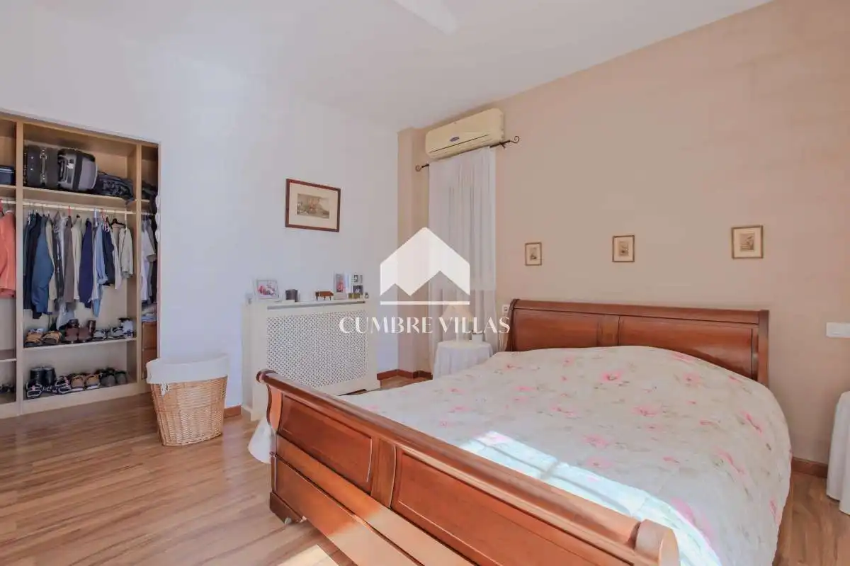 Dormitori de Casa o xalet en venda en Almuñécar amb Calefacció, Jardí privat i Terrassa