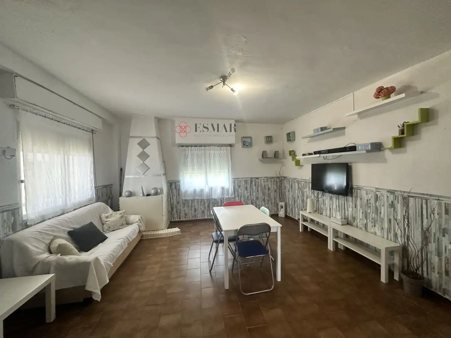 Sala d'estar de Casa o xalet en venda en Alfara de la Baronia amb Jardí privat, Terrassa i Traster