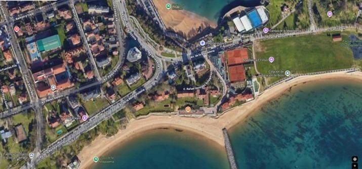 Vista exterior de Dúplex en venda en Santander amb Calefacció, Jardí privat i Terrassa