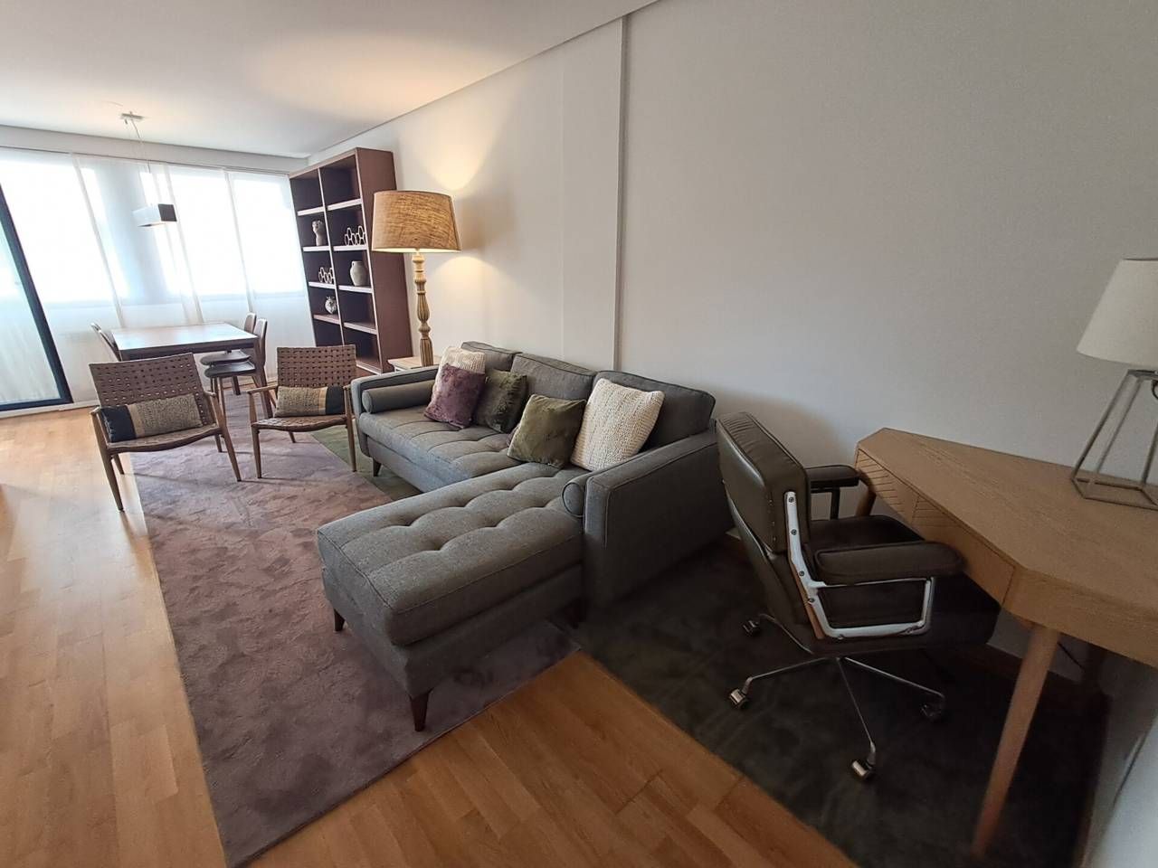 Sala de estar de Apartamento en venta en Lardero con Calefacción, Terraza y Trastero