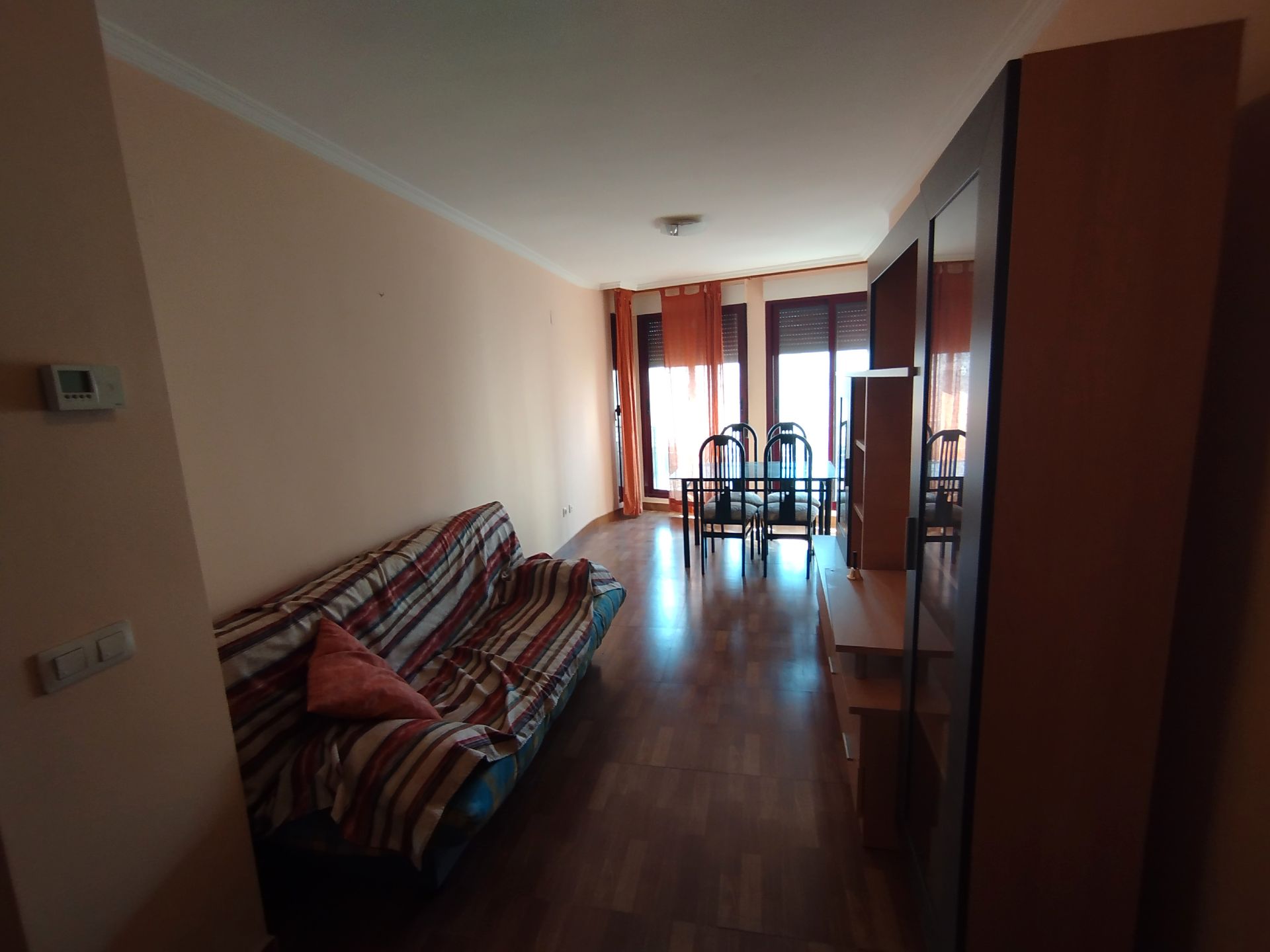 Sala d'estar de Pis en venda en Castellón de la Plana / Castelló de la Plana amb Calefacció, Traster i Moblat