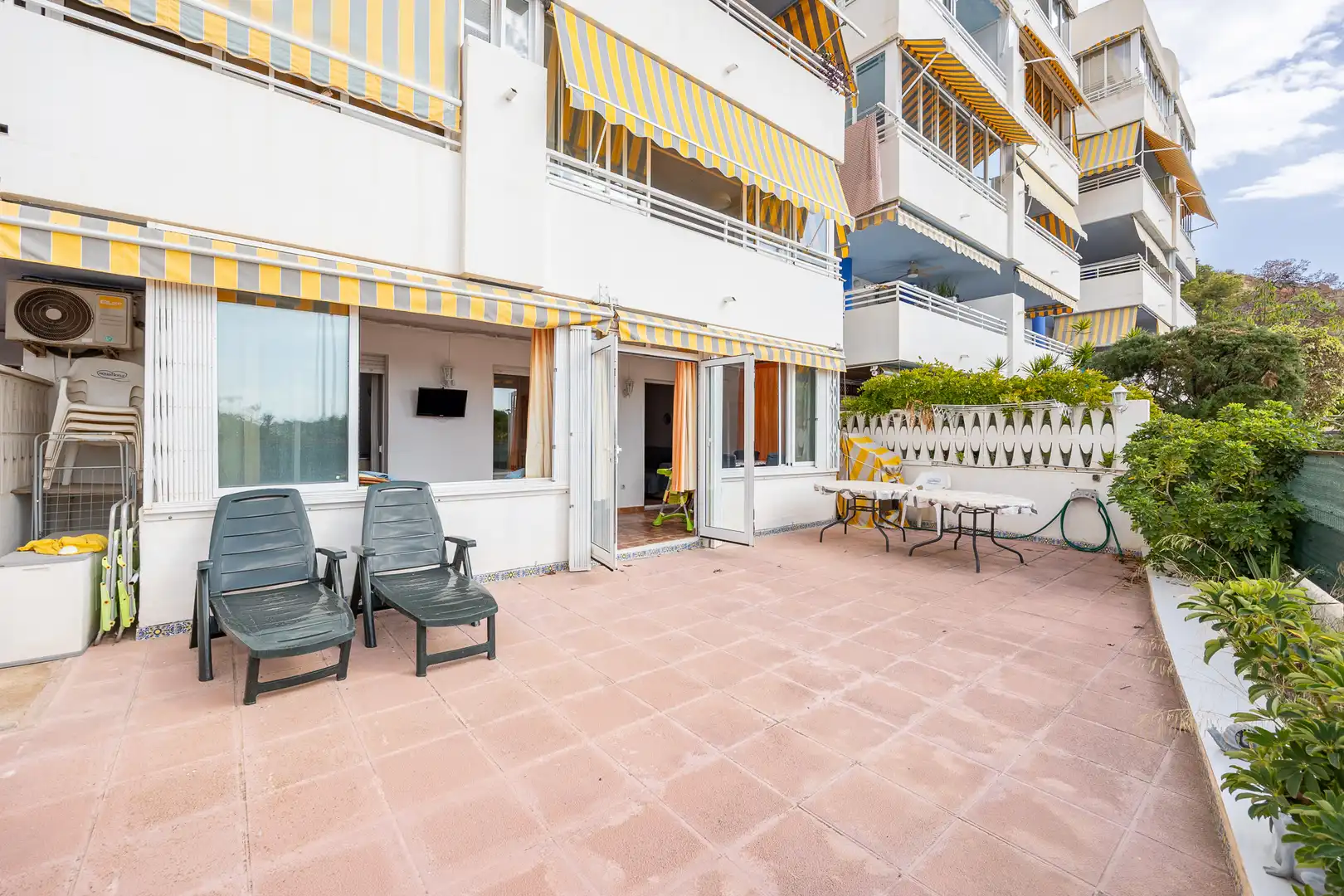 Terraza de Apartamento en venta en Villajoyosa / La Vila Joiosa con Piscina, Amueblado y Piscina comunitaria