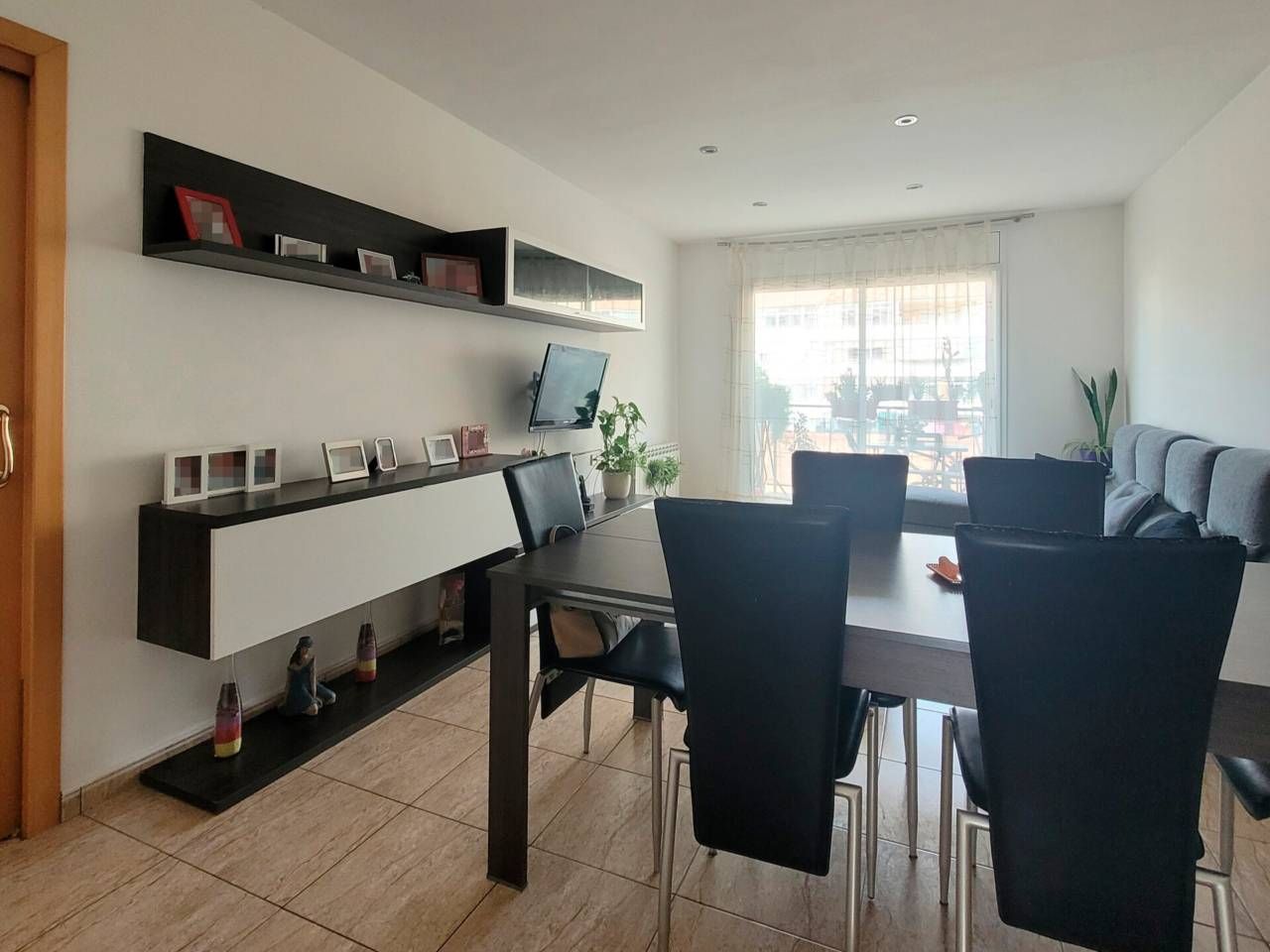 Comedor de Piso en venta en Vic con Calefacción y Balcón