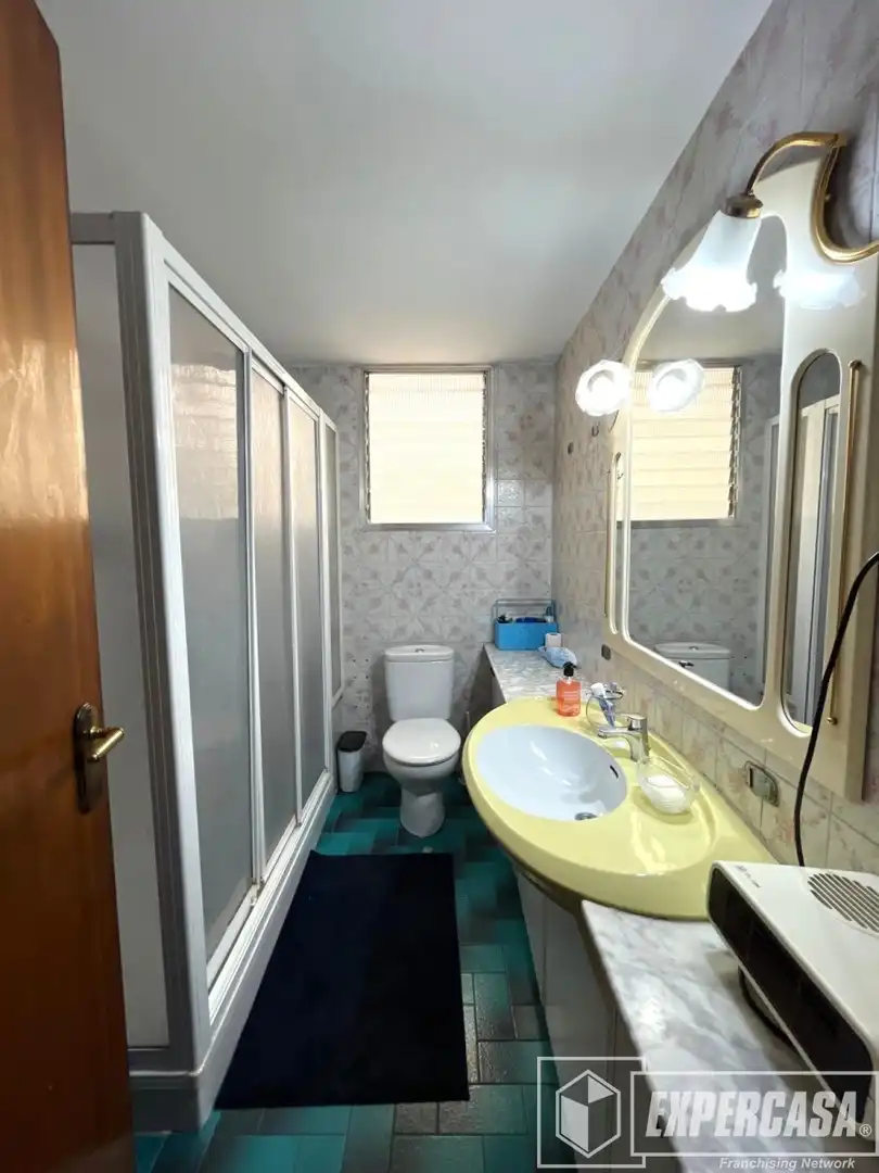 Baño de Piso en venta en Valencia con Aire acondicionado y Trastero