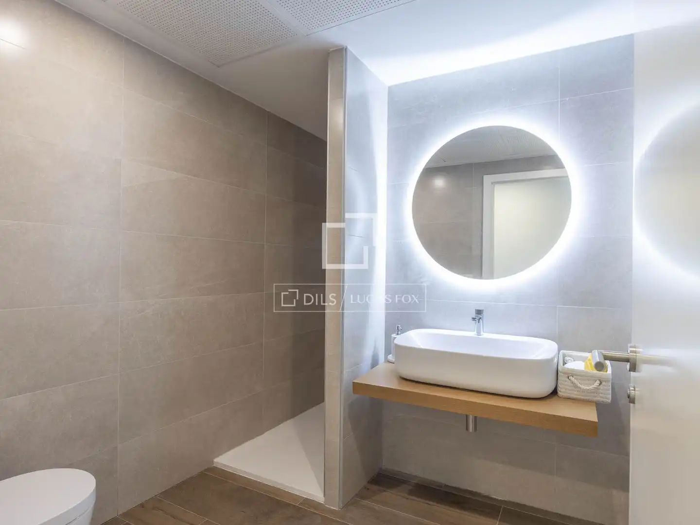 Badezimmer von Dachboden zum Verkauf in Valencia mit Klimaanlage, Heizung und Terrasse