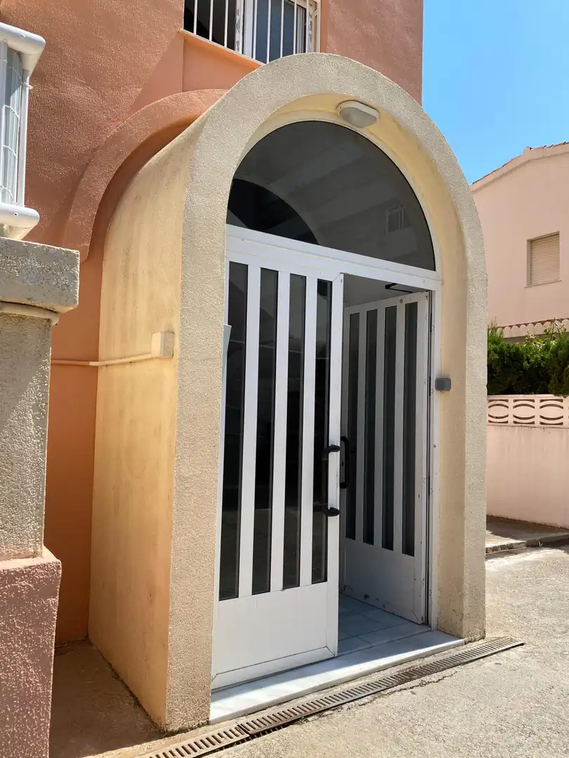 Estudi en venda en Daimús amb Terrassa, Traster i Moblat