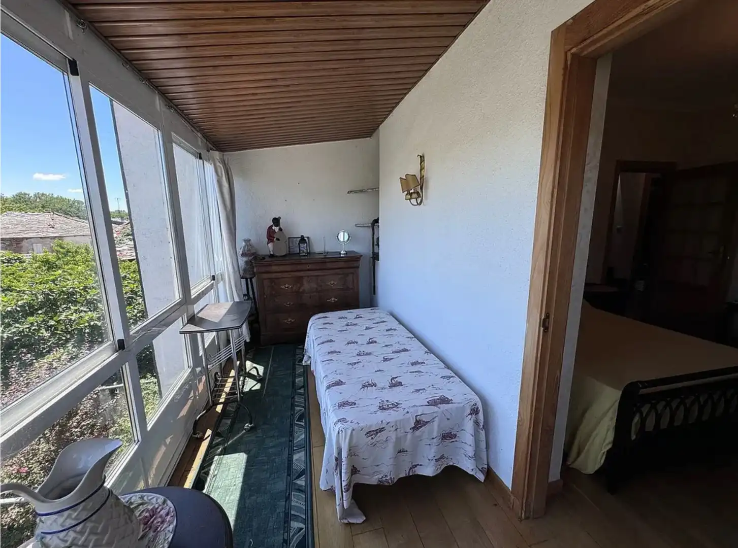 Dormitori de Casa o xalet en venda en Bóveda amb Calefacció, Jardí privat i Moblat