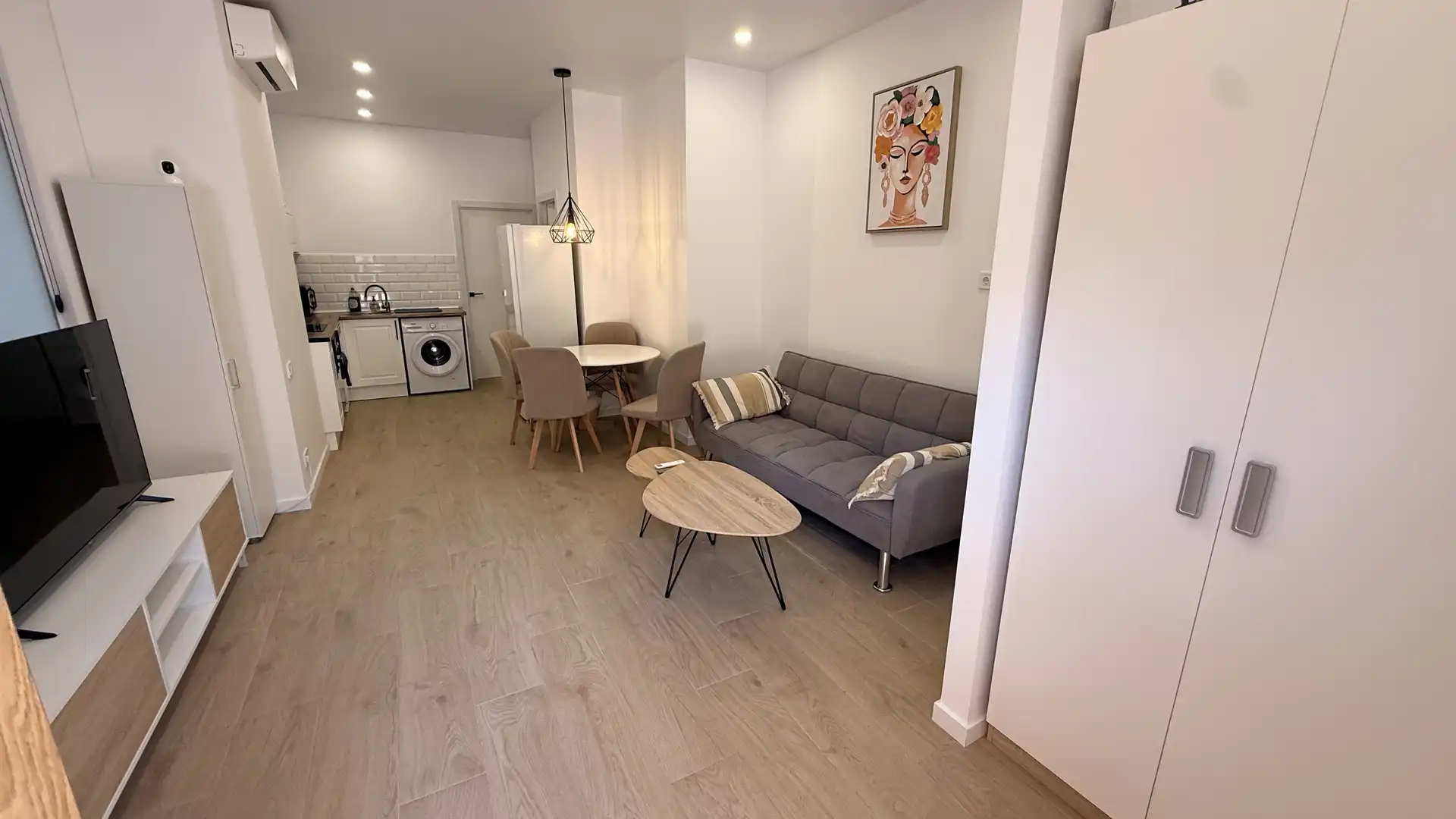 Sala d'estar de Apartament en venda en Benidorm amb Aire condicionat, Calefacció i Jardí privat