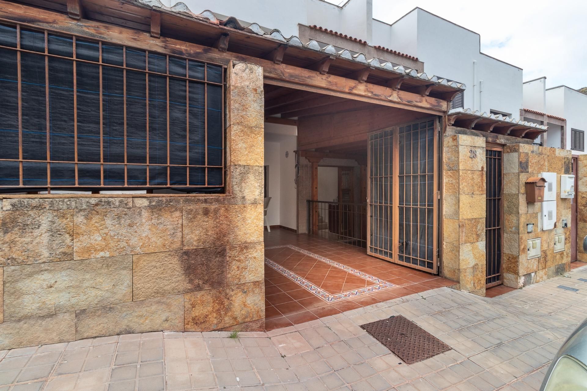 Exterior view of House or chalet for sale in Agaete  with Terrace, Storage room and Balcony