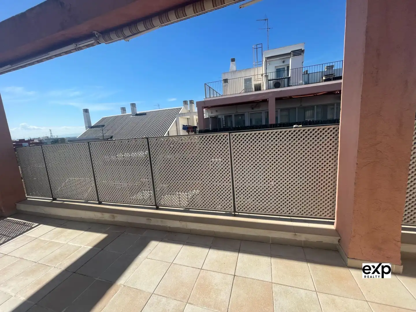 Terrasse von Dachboden zum Verkauf in Xirivella mit Klimaanlage, Heizung und Abstellraum
