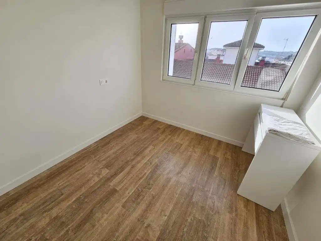 Bedroom of Flat for sale in Avilés