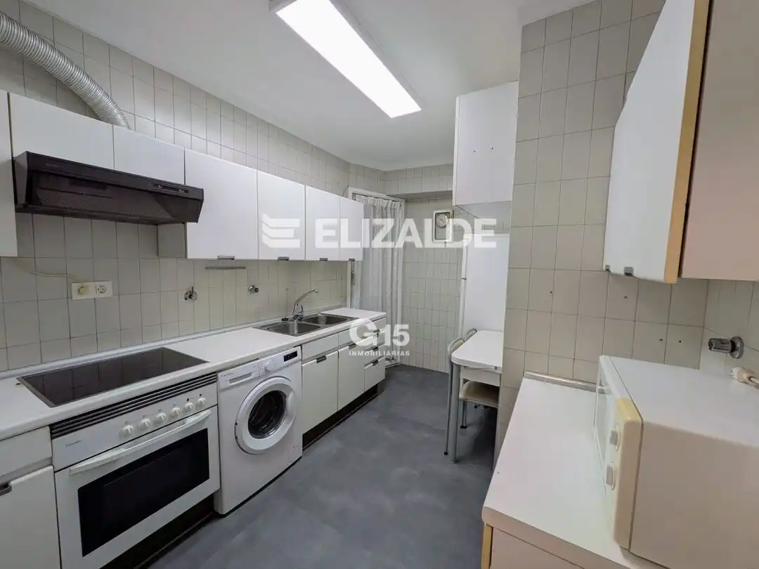 Flat with lift for sale in Segundo Izpizua Kalea, imagen 7
